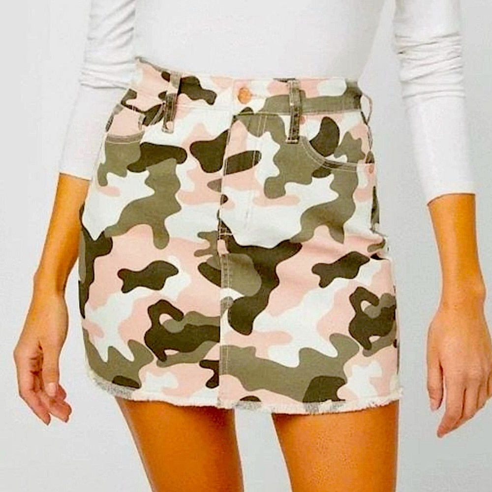 Guess Pink Green Camouflage Mini Skirt